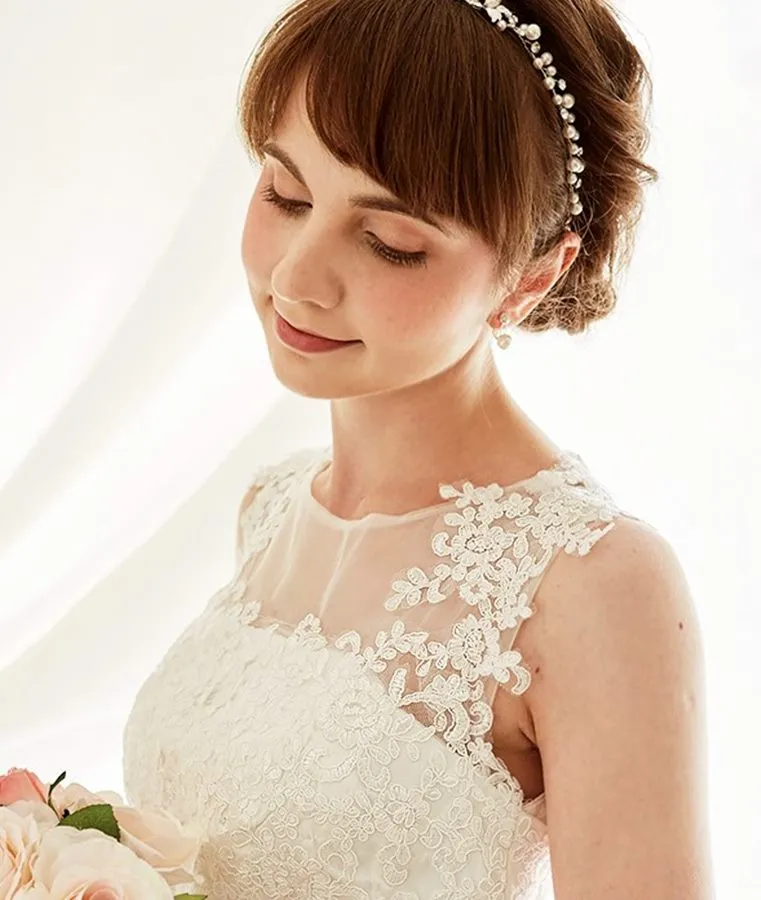 ---Abito da sposa particolare su misura online a poco prezzo confezionato in tulle, raso e pizzo lunghezza tè senza maniche--